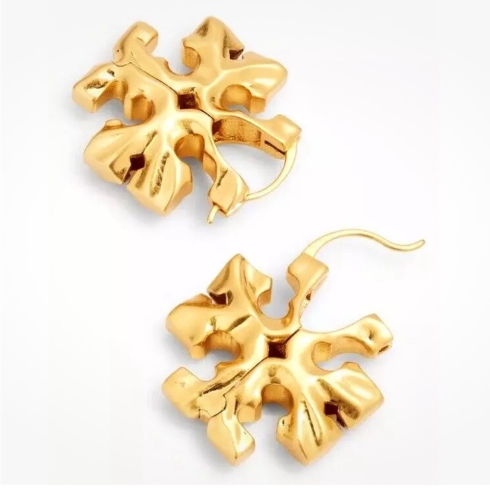 Tory Burch Roxanne Earrings - Picture 5 of 5